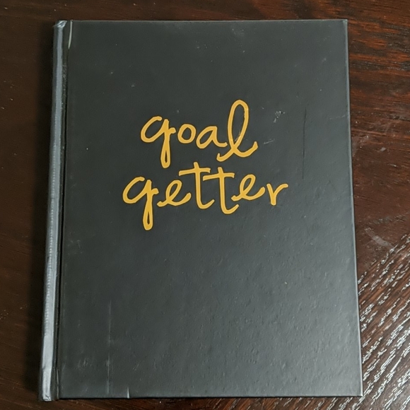 Notebook - Picture 1 of 4